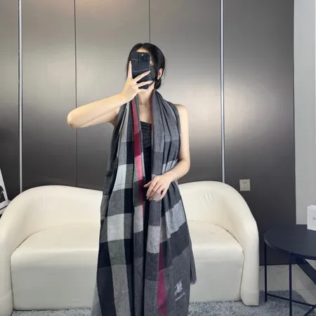 スーパーコピー バーバリー ス マフラー