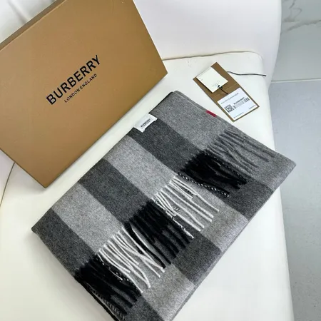 スーパーコピー バーバリー ス マフラー