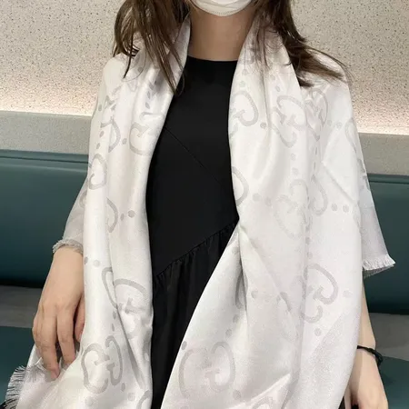 スーパーコピー グッチ マフラー