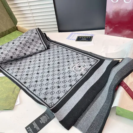 スーパーコピー グッチ マフラー