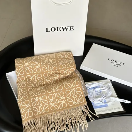 スーパーコピー ロエベ マフラー