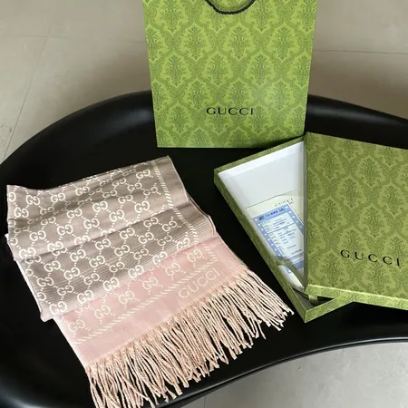 スーパーコピー グッチ マフラー