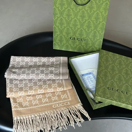 スーパーコピー グッチ マフラー