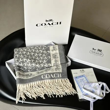 スーパーコピー コーチ マフラー