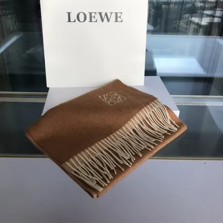 スーパーコピー ロエベ マフラー