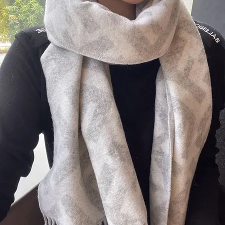 スーパーコピー フェンディ マフラー