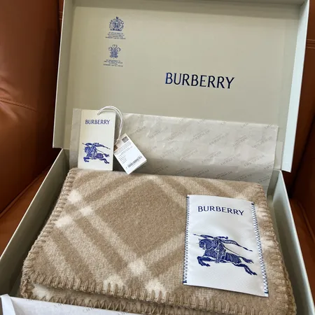 スーパーコピー バーバリー ス マフラー