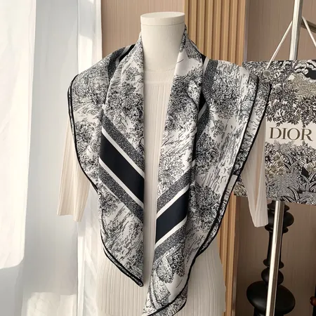 スーパーコピー ディオール マフラー