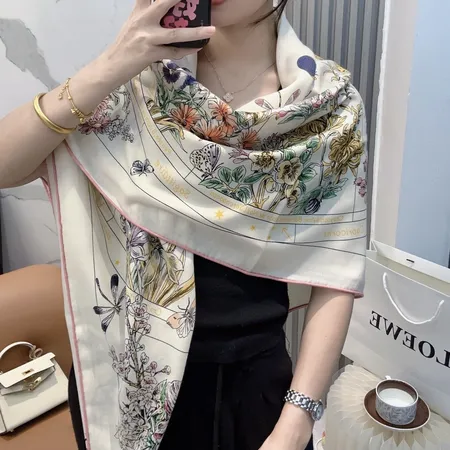 スーパーコピー ディオール マフラー