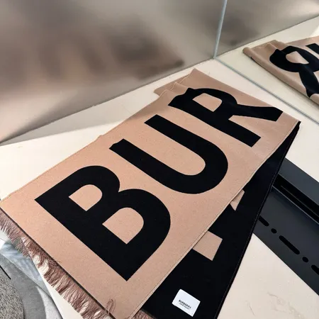 スーパーコピー バーバリー ス マフラー