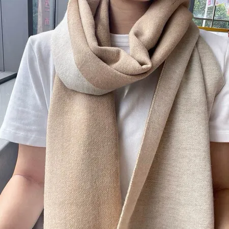 スーパーコピー ロエベ マフラー