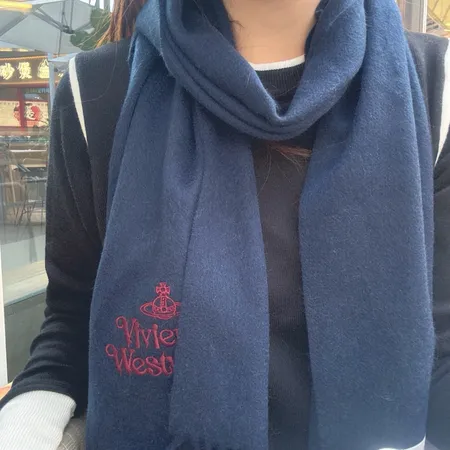  スーパーコピー ミュウミュウ マフラー