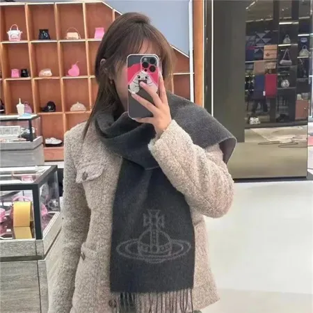  スーパーコピー ミュウミュウ マフラー