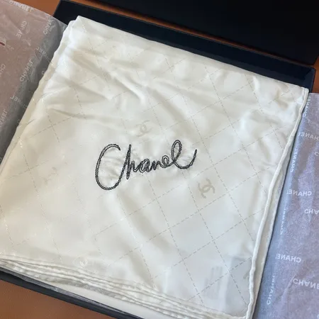 スーパーコピー シャネル マフラー