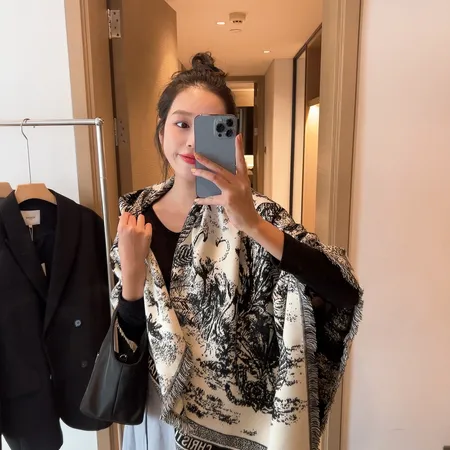 スーパーコピー ディオール マフラー