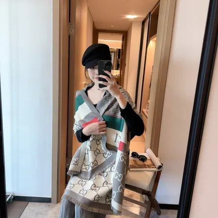 スーパーコピー グッチ マフラー