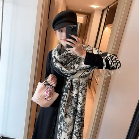 スーパーコピー ディオール マフラー