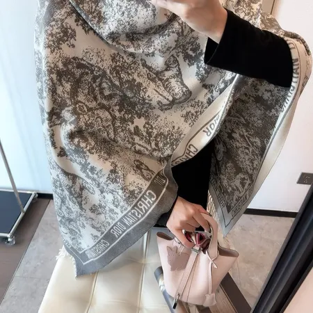 スーパーコピー ディオール マフラー