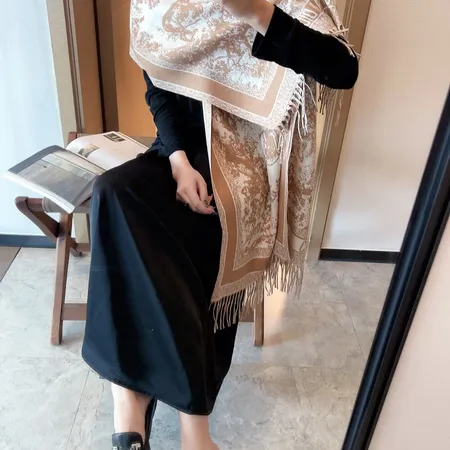 スーパーコピー ディオール マフラー