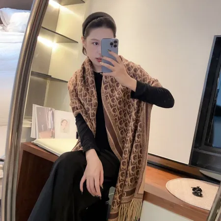 スーパーコピー ディオール マフラー