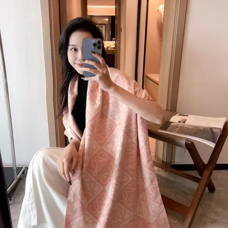 スーパーコピー ロエベ マフラー