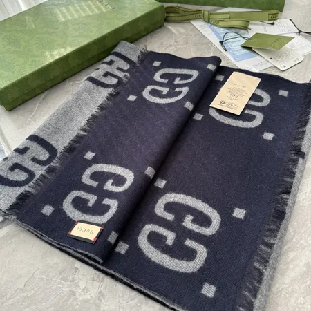 スーパーコピー グッチ マフラー