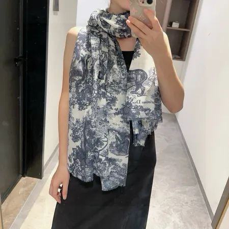 スーパーコピー ディオール マフラー