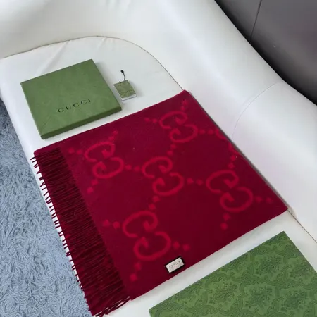 スーパーコピー グッチ マフラー