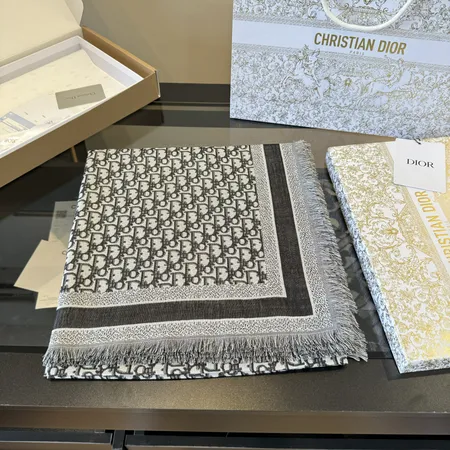  スーパーコピー ディオール マフラー