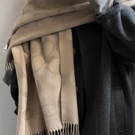 スーパーコピー コーチ マフラー