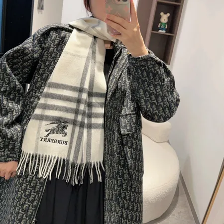 スーパーコピー バーバリー ス マフラー