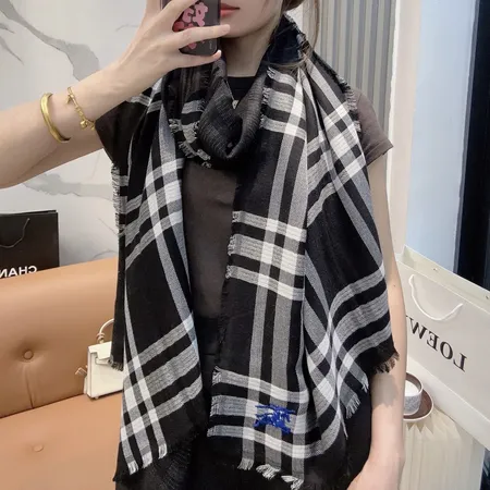 スーパーコピー バーバリー ス マフラー