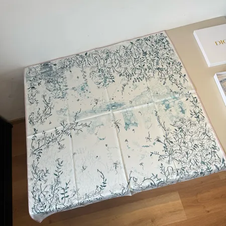 スーパーコピー ディオール マフラー