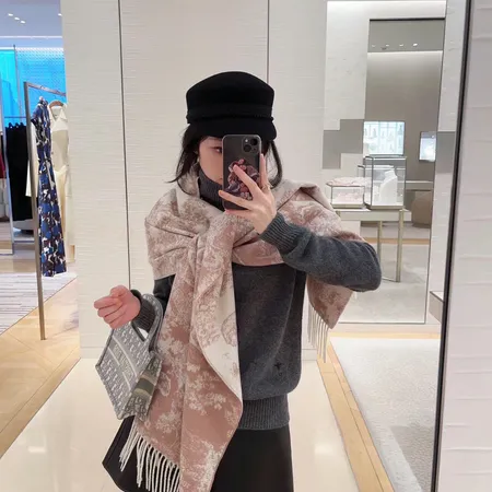 スーパーコピー ディオール マフラー