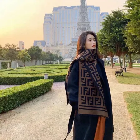 スーパーコピー フェンディ マフラー