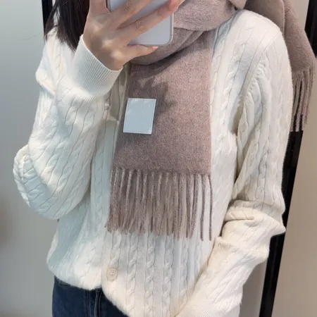 スーパーコピー ロエベ マフラー