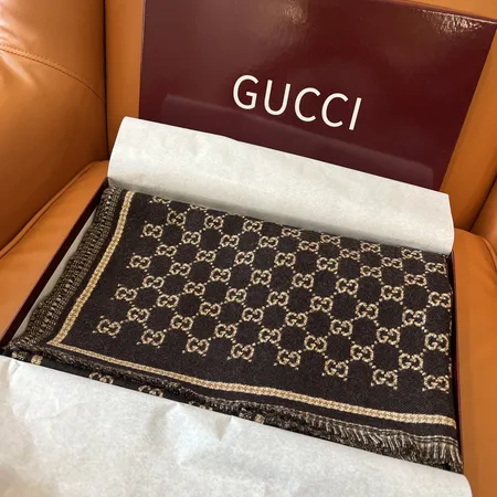 スーパーコピー グッチ マフラー