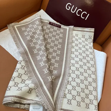 スーパーコピー グッチ マフラー