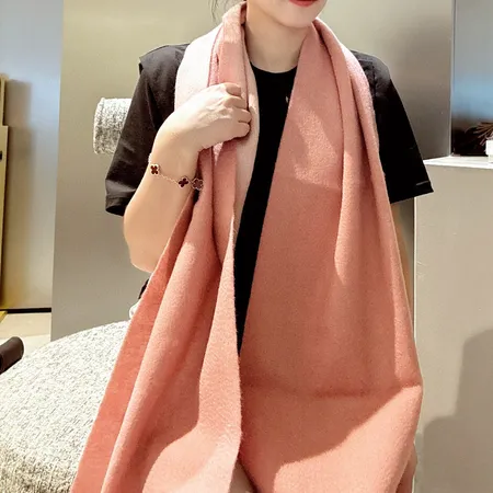 スーパーコピー ロエベ マフラー