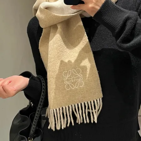 スーパーコピー ロエベ マフラー