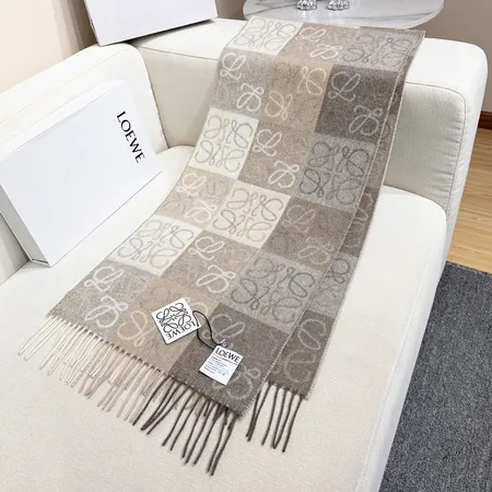 スーパーコピー ロエベ マフラー