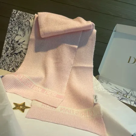 スーパーコピー ディオール マフラー