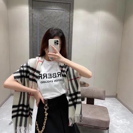 スーパーコピー バーバリー ス マフラー