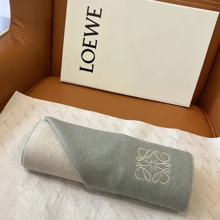 スーパーコピー ロエベ マフラー