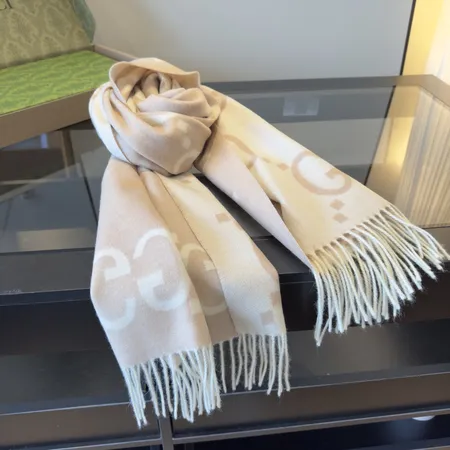 スーパーコピー グッチ マフラー