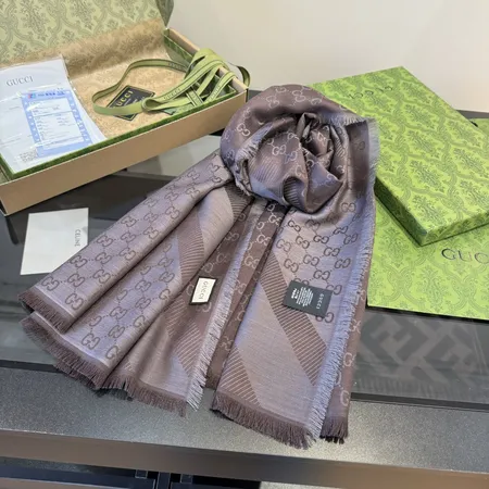 スーパーコピー グッチ マフラー