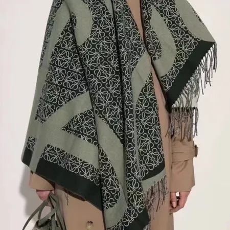 スーパーコピー ロエベ マフラー