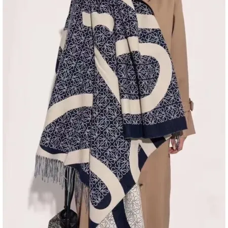 スーパーコピー ロエベ マフラー