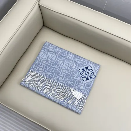 スーパーコピー ロエベ マフラー