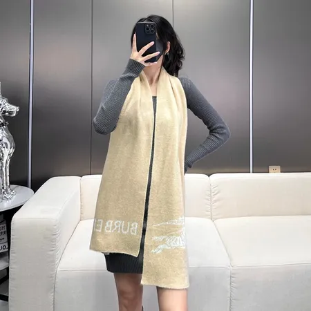 スーパーコピー バーバリー ス マフラー